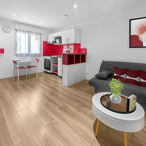 maison-meuble-35m.hotels-rhonealpes.com/